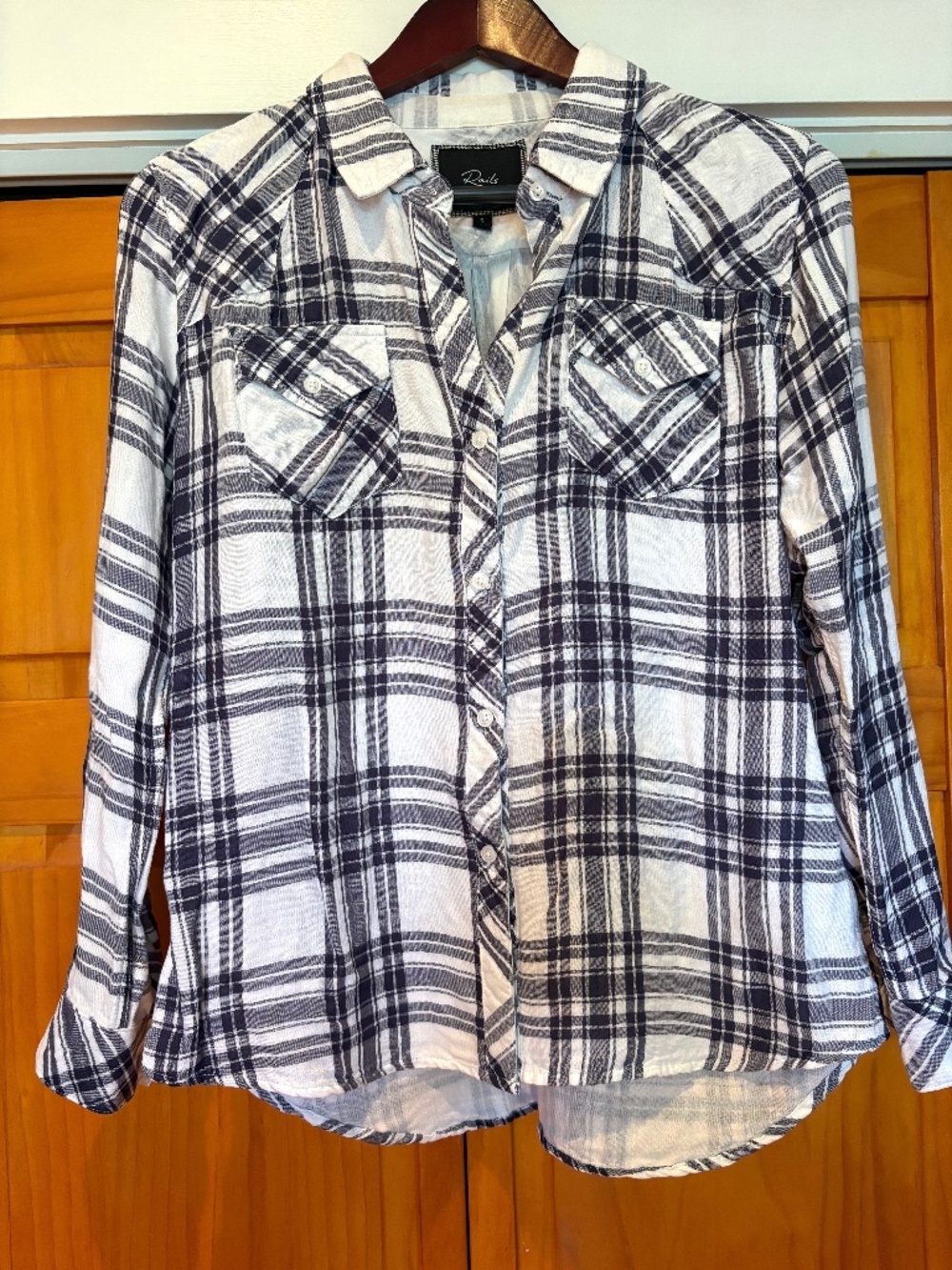 Rails Kendra Plaid Button Down White with Navy Blue Size Small Long Sleeve